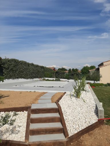 Traverse chêne - Massif - Dalle sur plots - Abords piscine